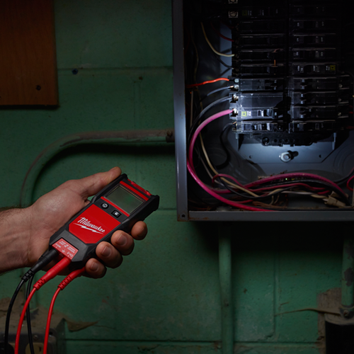 Milwaukee Auto Voltage/Continuity Tester W/ Resistance